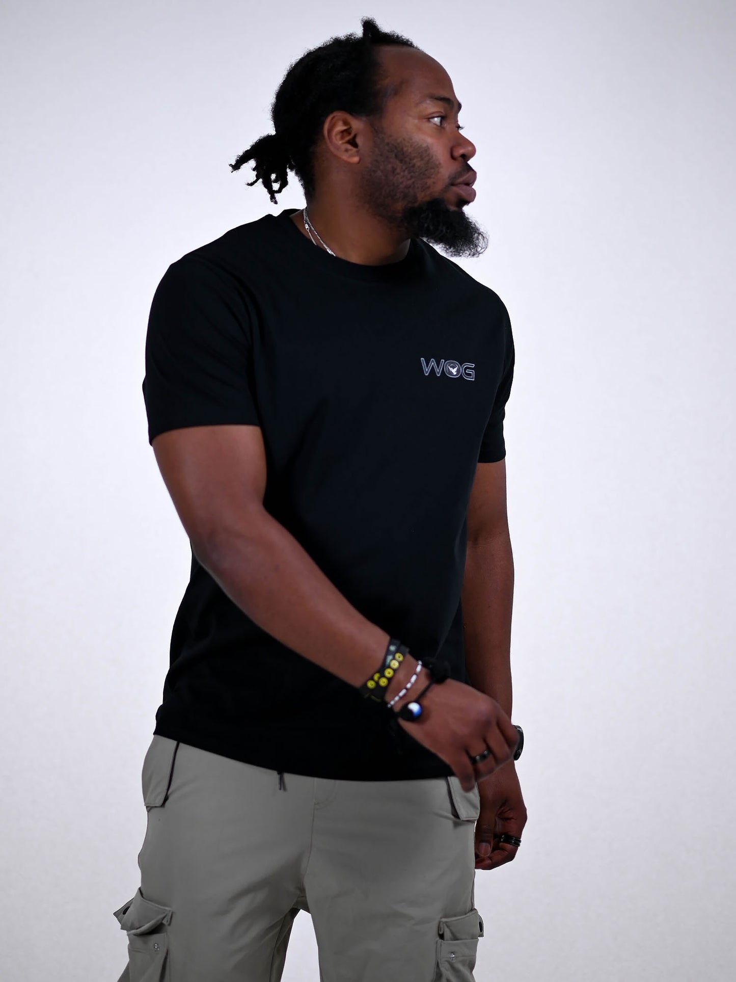 PEACEMAKERS T-SHIRT zwart zijkant