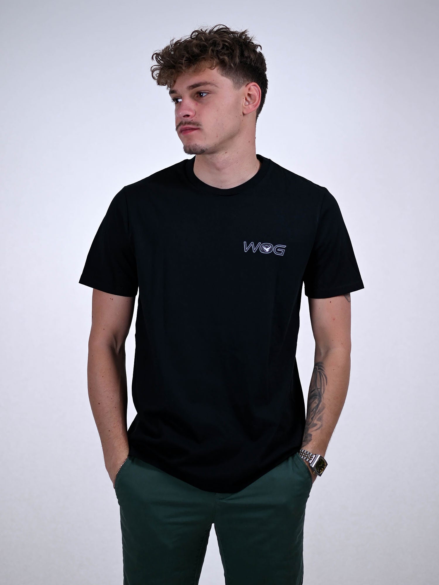JESUS IS THE WAY T-SHIRT zwart voorkant