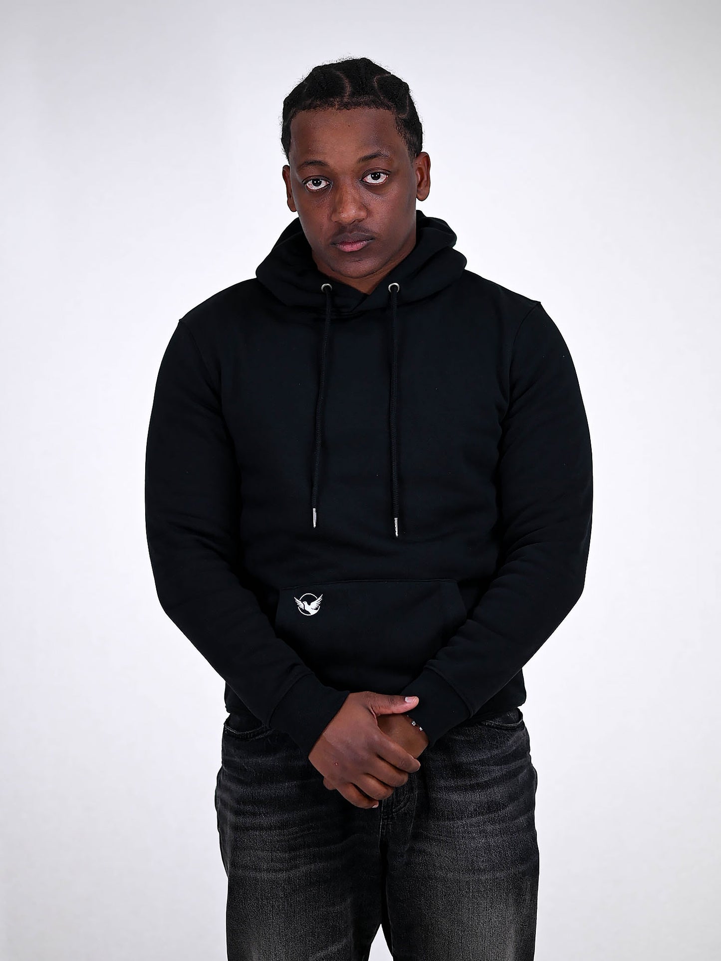 PEACEMAKERS HOODIE zwart voorkant