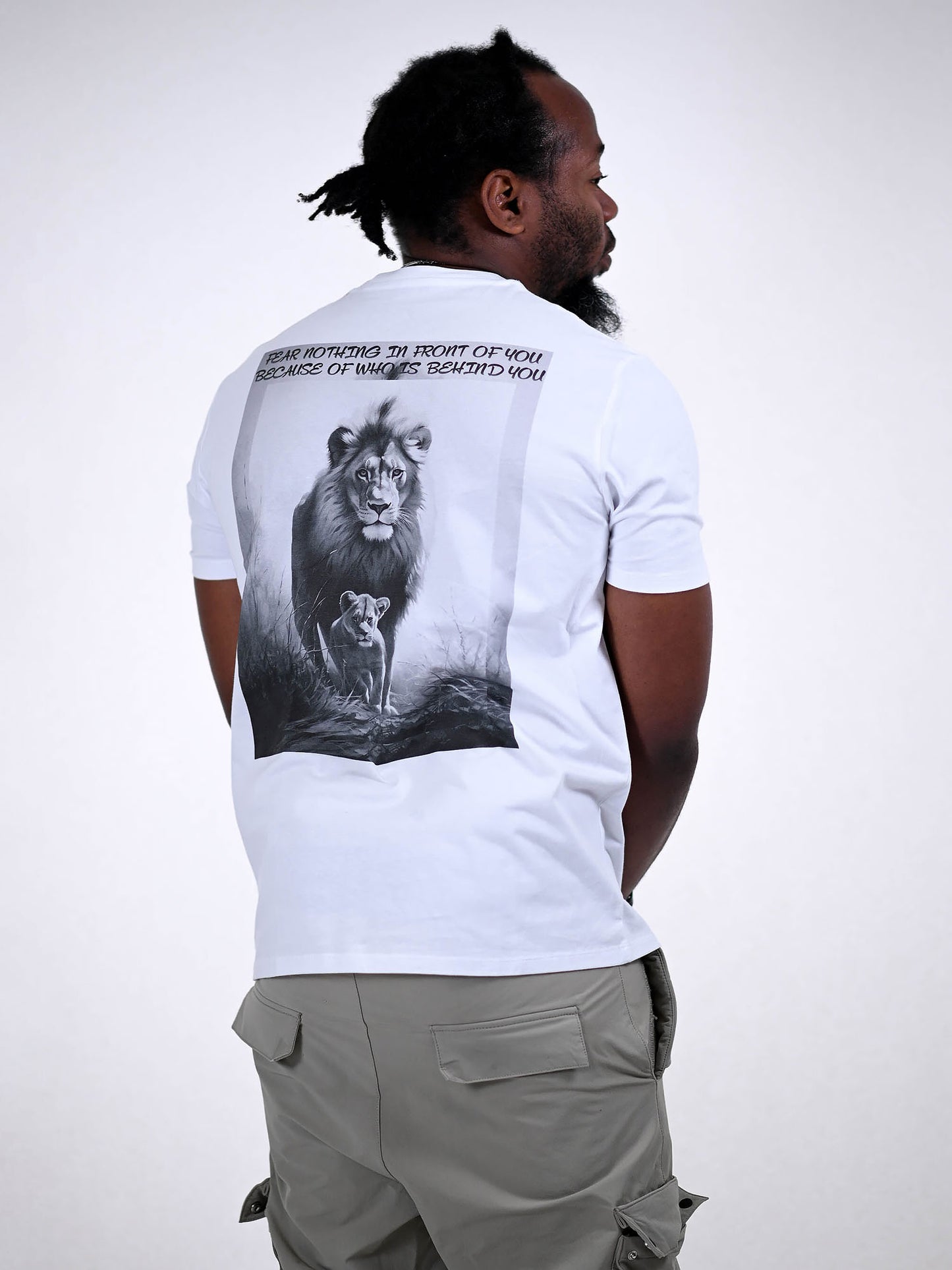 FEAR NOT T-SHIRT wit achterkant