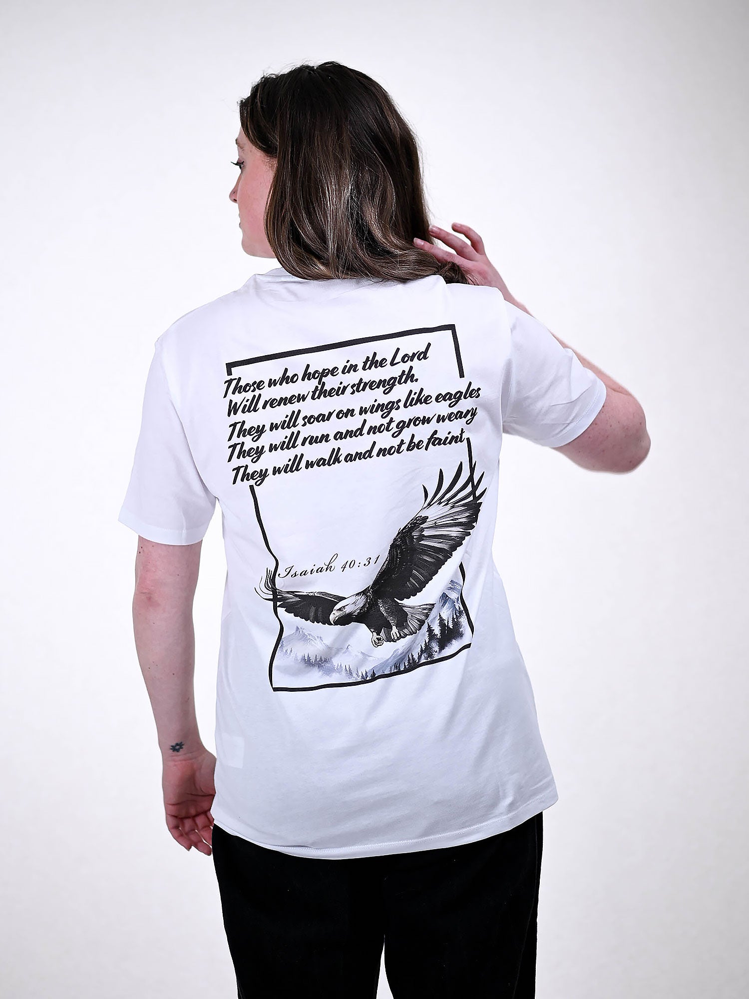 ISAIAH 40:31 T-SHIRT wit achterkant