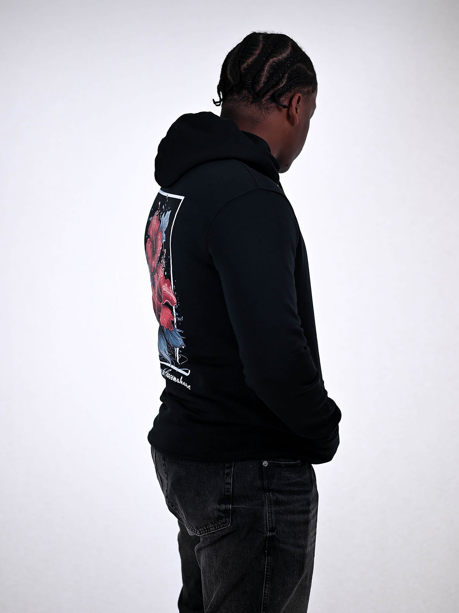 PEACEMAKERS HOODIE zwart zijkant